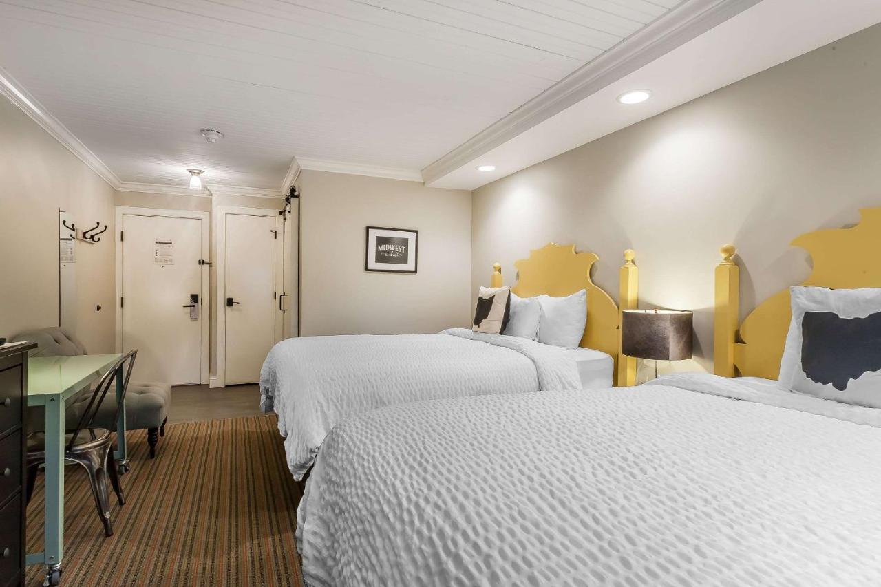 The Aurora Inn Hotel And Event Center Ngoại thất bức ảnh